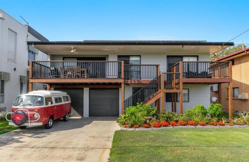 Yamba House | Cozy Bayview Beach House: Pet-Friendly with Pool Access