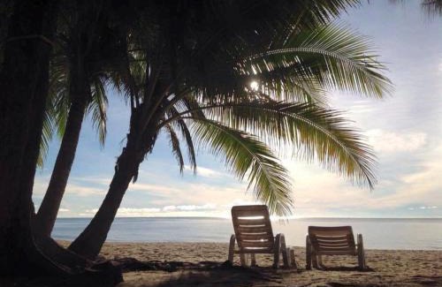 Thong Chai Resort | Relaxing Bayview Beach Resort with Private Oceanfront Access