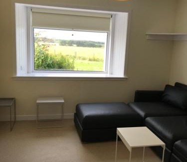 Hunspow Apartment | Inviting Bayview Cottage: Dunnetbay's Top-Rated Stay