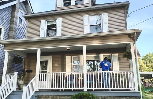 Erie House | Downtown Bayview Home: 10/10 Rated, Pet & Child Friendly