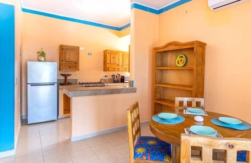 La Ventana House | Bayview Escape with Rooftop and Ocean View Amenities