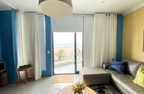 Walvis Bay Apartment | Bayview Hotel: Family-Friendly Retreat in Walvis Bay, Namibia