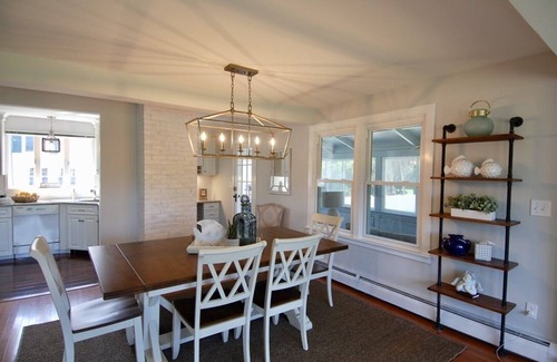 Dartmouth Cottage | Bayview Lookout Cottage: Oceanfront Retreat in Beach Community