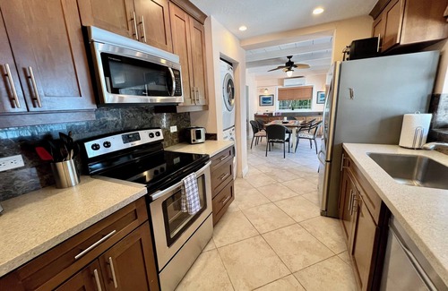 Islamorada House | Experience Breathtaking Sunsets in the Keys