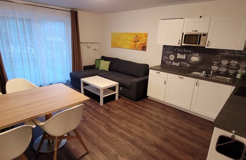 Lam Apartment | BayVista Lodge: Family-Friendly Retreat with Mountain Views