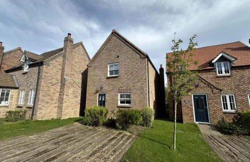 Filey House | Baywatch and Baybreak: Perfect for Families & Pet Lovers