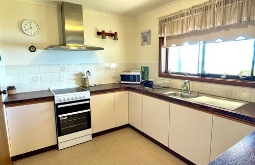 Emu Bay House | Discover Baywatch at Emu Bay: Oceanfront Family Retreat