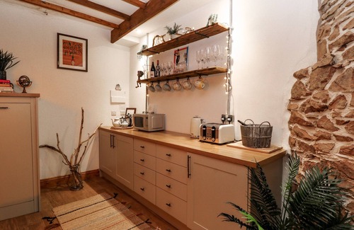 Lynmouth Cottage | Discover BAYWATCH: Oceanfront Retreat with 10/10 Rating
