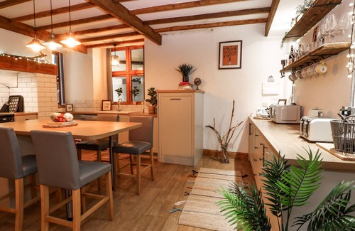 Lynmouth Cottage | Discover BAYWATCH: Oceanfront Retreat with 10/10 Rating