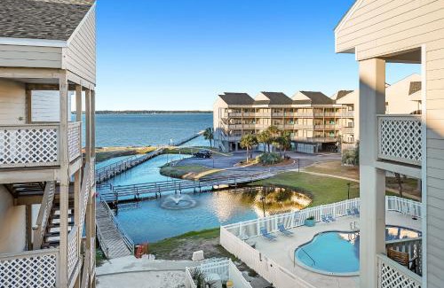 Pensacola Beach House | Coastal Retreat: Baywatch Unit H5 with Oceanfront Views