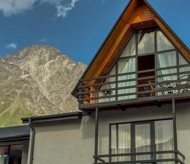 Stepantsminda Apartment | Baza Kazbegi