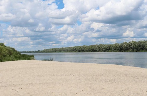 Sobchakovskoe Hotel | Relaxing Stay at Baza Otdykha Okskiy Bereg with Ocean Views