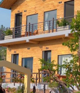 Moc Chau Hotel | Bazan Home Mộc Châu