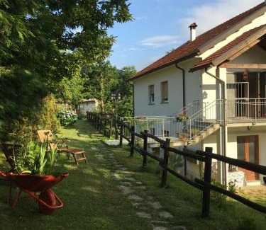 Vara Superiore Bed & Breakfast | BB Andre': 4-Star Guest Rated Getaway with Family Amenities