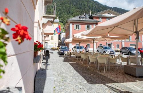 Airolo House | BB Garni Motta: Family-Friendly Stay with Pet Amenities