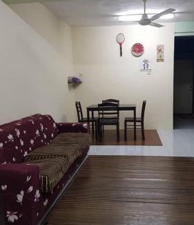 Temerloh House | Budget-Friendly BB Homestay: Family-Approved Stay!