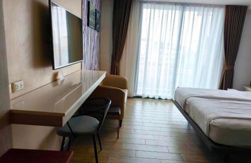 Suan Luang House | Comfortable BBHouse Khlongtan: Family-Friendly Stay