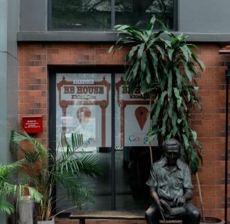 Suan Luang House | Comfortable BBHouse Khlongtan: Family-Friendly Stay