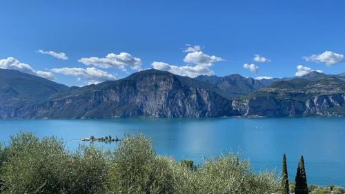 Malcesine Bed & Breakfast | Experience Oceanfront Bliss at BB Kasa Katia, Rated 9.5