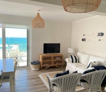 Caminha Apartment | Oceanfront Balcony Beach Apartment BBA Moledo - 4-Star Retreat