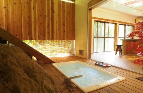 Hakone House | Discover Relaxation with Outdoor Hot Springs & BBQ Access