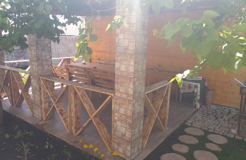 Yerevan House | Delightful BBQ & Garden Retreat Just 20 Minutes from Yerevan