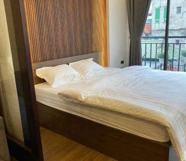 Bui Thi Xuan Apartment | Relaxing Retreat at BC with Inviting Hot Tub Amenities