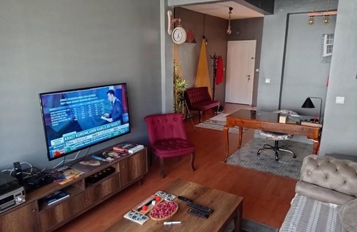 Besiktas Apartment | Pet-Friendly Getaway at Beşiktaş Meydan Hotel