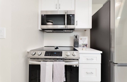 Jacksonville Beach Hotel | Ocean Front Boutique Hotel | Relaxing Spa and Breakfast Included