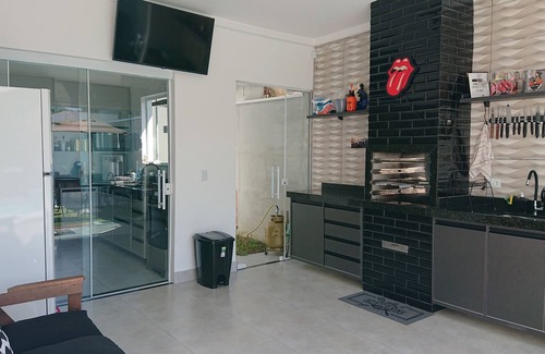 Massaguacu House | Beautiful House with Pool, Barbecue, Wifi in Massaguaçu, Caraguatatuba/SP