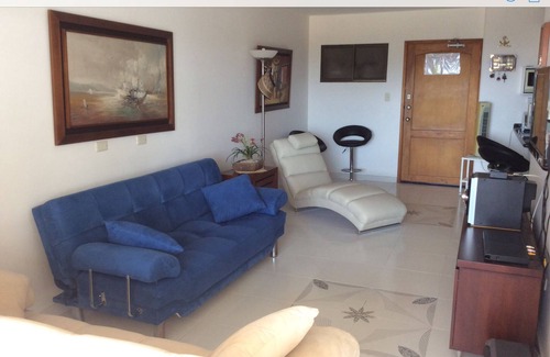 Papare House | Seaside Haven: Family-Friendly Resort with Pool & Spa