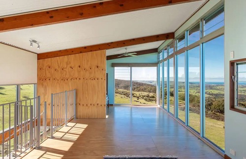Inman Valley RV Rental | Reconnect with Nature and Your Group at BE Hotel