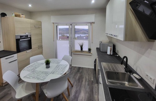 Langscheid Condo | Lake View Apartment for 4 in Sundern-Langscheid