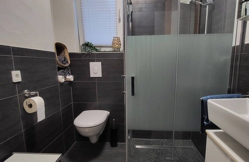Langscheid Condo | Lake View Apartment for 4 in Sundern-Langscheid