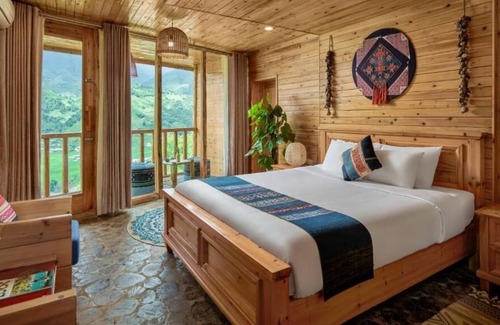 Sa Pa Cabin | Discover Nature Lodge in Muong Hoa Valley with Infinity Pool