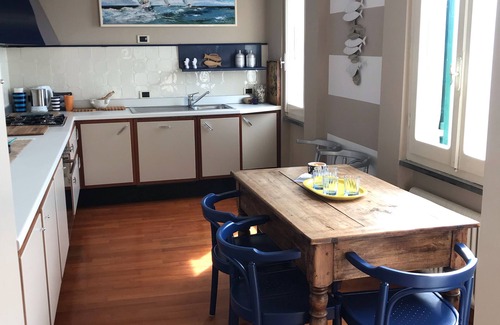 Manarola Villa | Idyllic Villa with Ocean View and Pool - Guest Rated 10/10