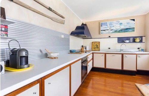 Manarola Villa | Idyllic Villa with Ocean View and Pool - Guest Rated 10/10