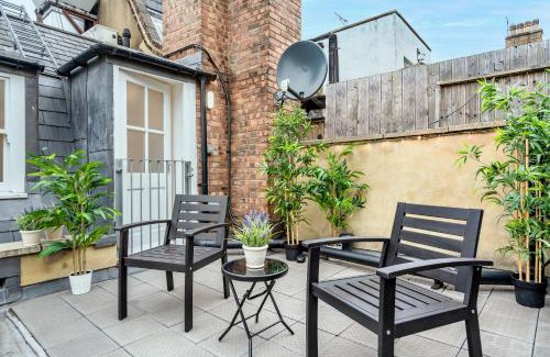 Soho Apartment | Discover Be London - The Soho Residences: 4-Star Comfort