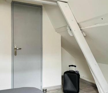 Douai Apartment | Cozy AU BEFFROI Apartment in Douai's City Center