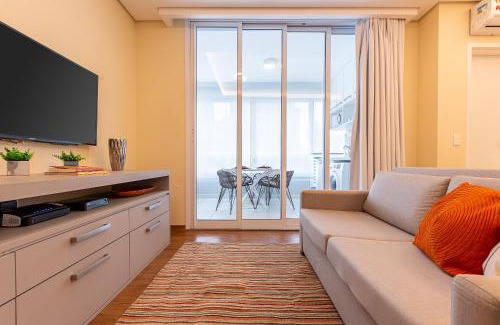 Liberdade Apartment | Experience Be Paulista Apartamento 46 with Pool & Hot Tub