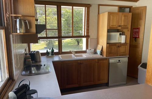 Macmasters Beach House | Experience Bliss at Macmasters Beach with Oceanfront Amenities