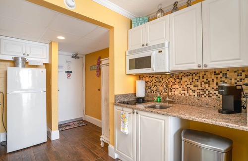 Myrtle Beach Condo | Romantic Oceanfront Suite with Amazing Views & Spa Access