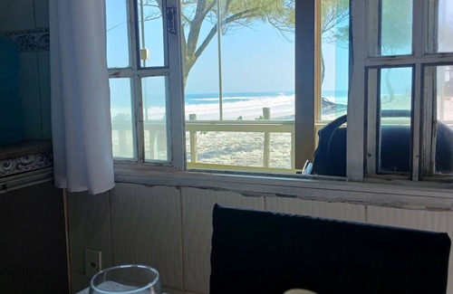 Arraial do Cabo House | Beach House by the Sea/Famous for being right on the sand
