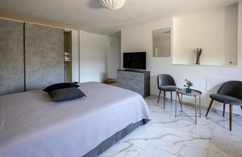 Nocera Inferiore Bed & Breakfast | Kid-Friendly Retreat at Bea's Room - Rated 9/10 by Guests