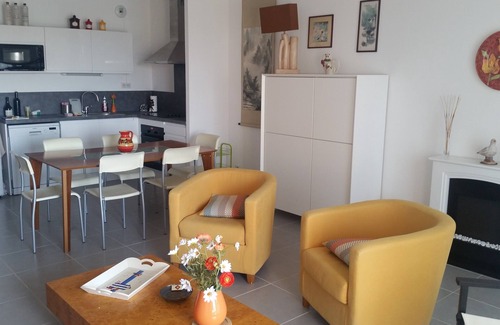 Palavas-les-Flots Apartment | Beautiful Beachfront Apartment with Ocean Views & Private Lift