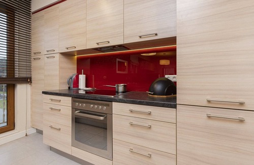 Karwia Apartment | Modern 1 Bedroom Retreat with Balcony and Pet-Friendly Perks