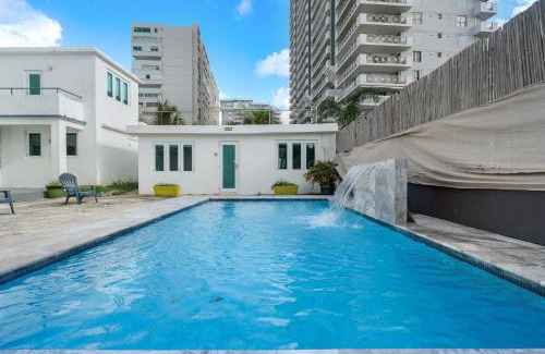 Punta Las Marias Apartment | Beach Access Escape With Pool And Tanning Lounges