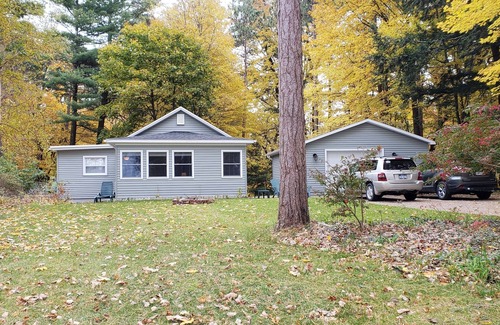 Manistee House | Unbeatable Beach Access with Ocean View & Family Amenities