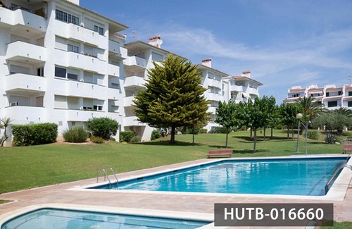 Sitges Apartment | Beach Aiguadolç: Family-Friendly Hotel with Pool & 9/10 Score