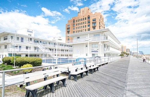 St. Leonard's Tract Apartment | Seaside Escape: Family-Friendly Beach and Boardwalk Retreat